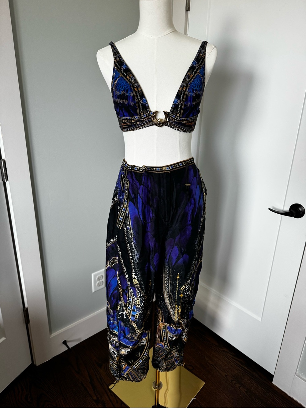 Camila Three-Piece Printed Set in Black and Deep Blue - Picture 5 of 7
